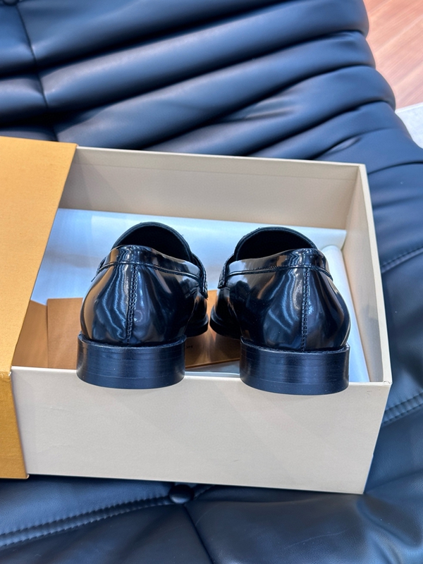 ルイヴィトン靴全体デザイン